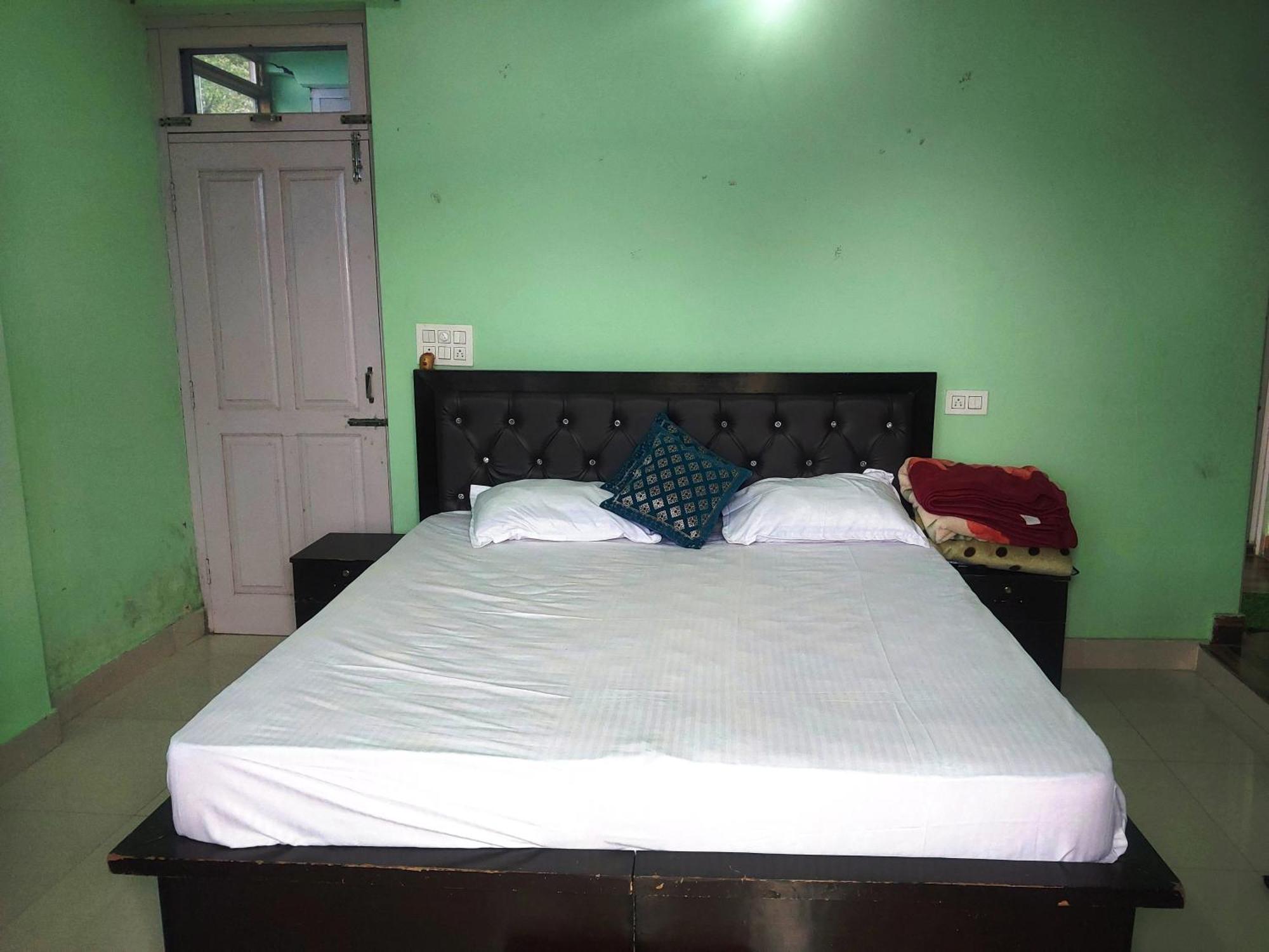 Mohinder & Mohindra Home Stay Bīr 外观 照片